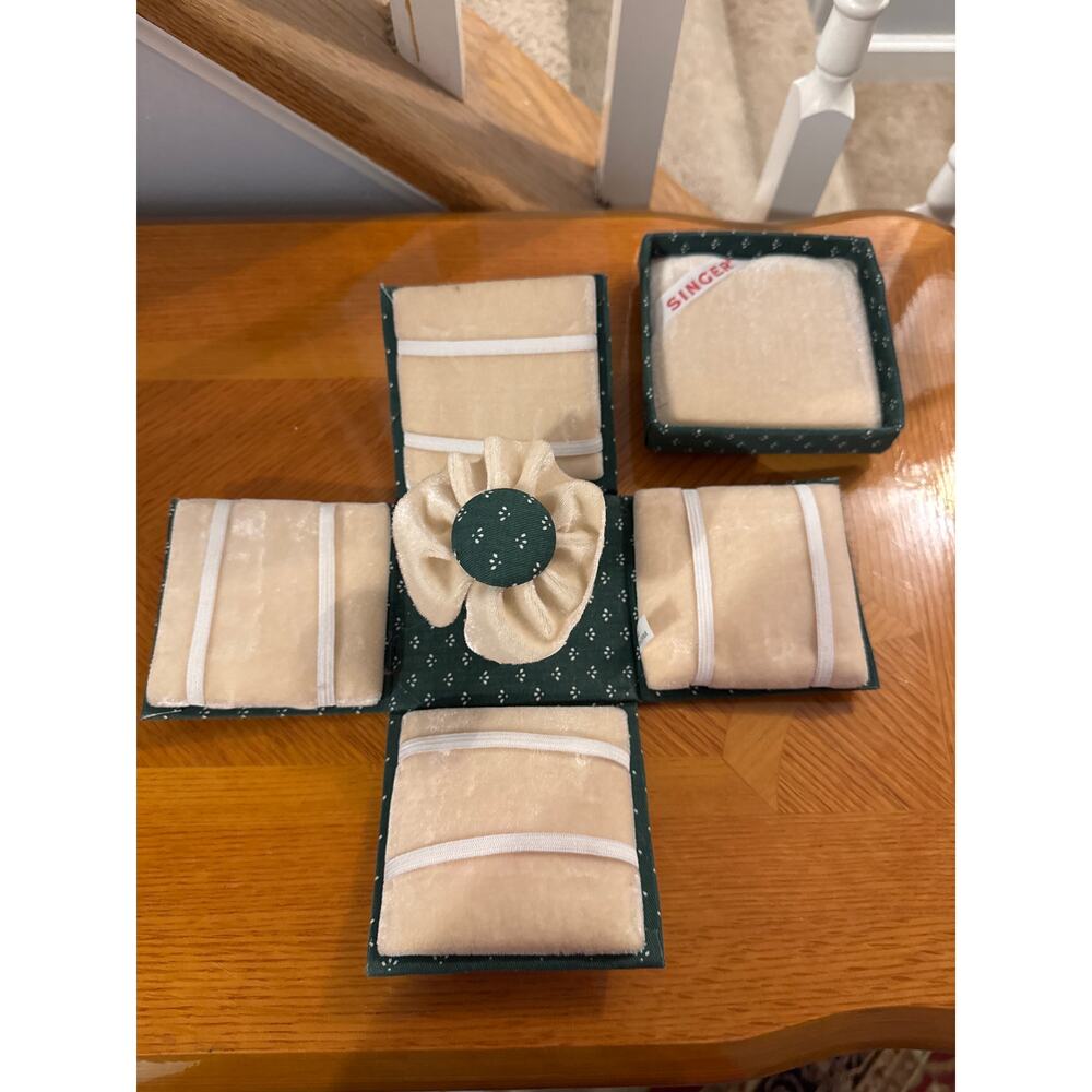 Vintage Singer Sewing Kit